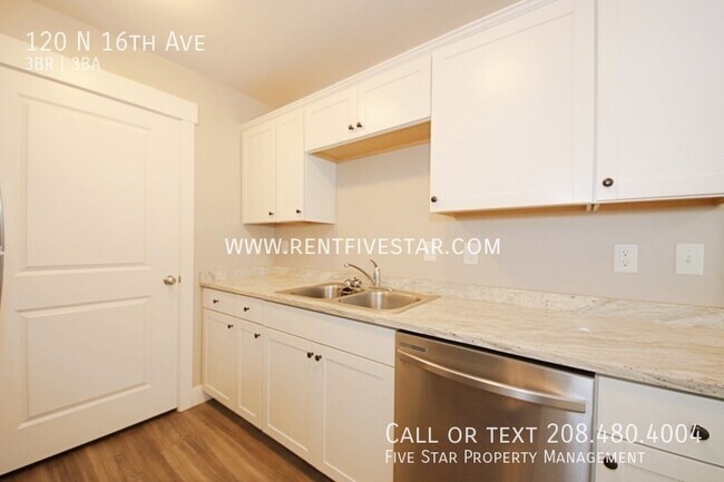 Building Photo - 120 N 16th Ave