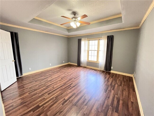 Building Photo - 95 Bassingham Dr