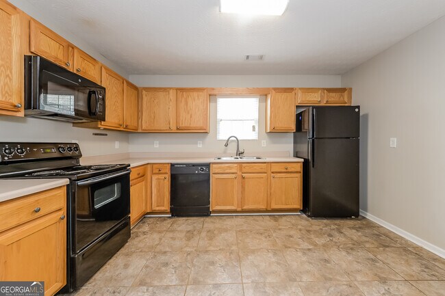 Building Photo - 5179 Tew Ln SW