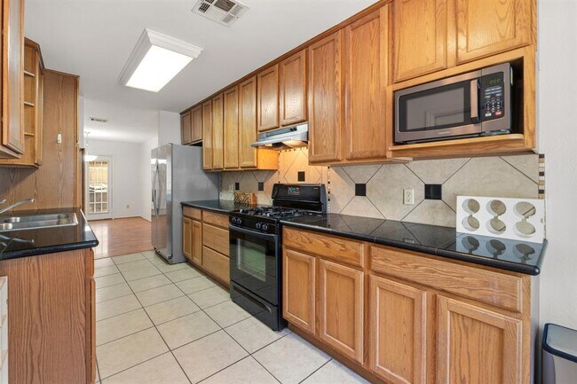 Building Photo - 2603 Market Garden Ln