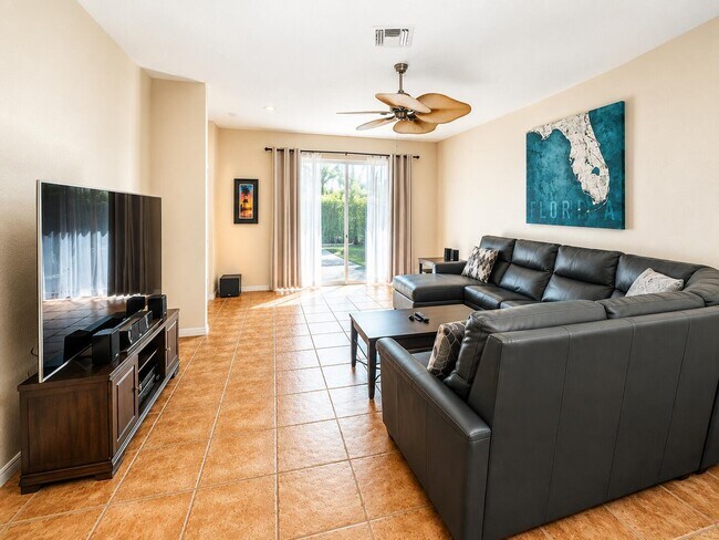 Building Photo - 5201 Sancerre Cir