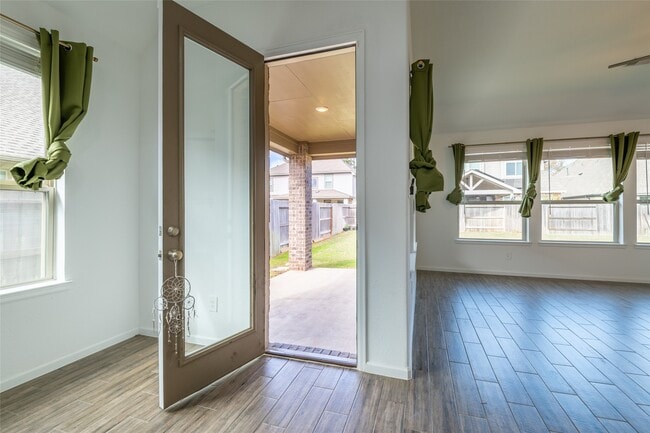 Building Photo - 15023 Mulberry Hallow St