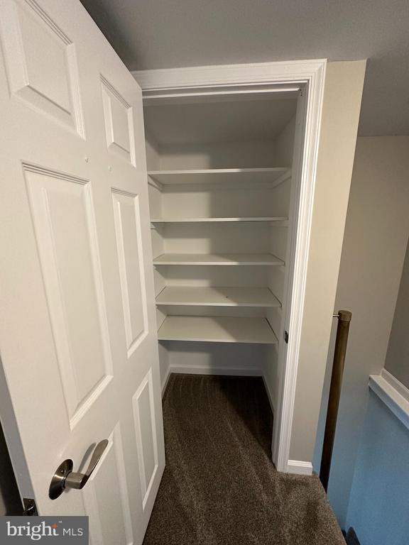 Building Photo - 134 Maple Ave