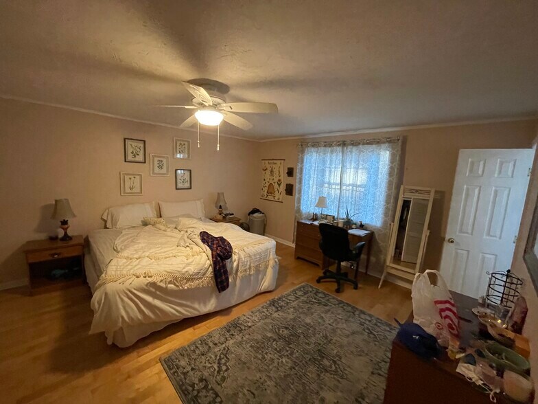 Bedroom 4 - 2031 NW 8th Pl