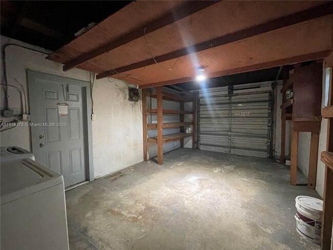 Building Photo - 19700 Whispering Pines Rd