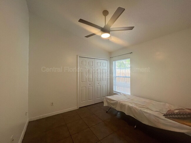 Building Photo - 8750 Claiborne Ct