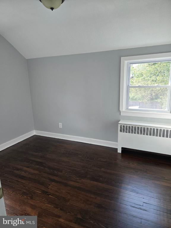 Building Photo - 14 Hillman Ave