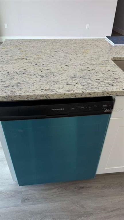 Building Photo - 6805 Heavitree Dr