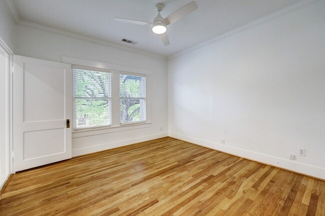 Building Photo - 603 Euclid St