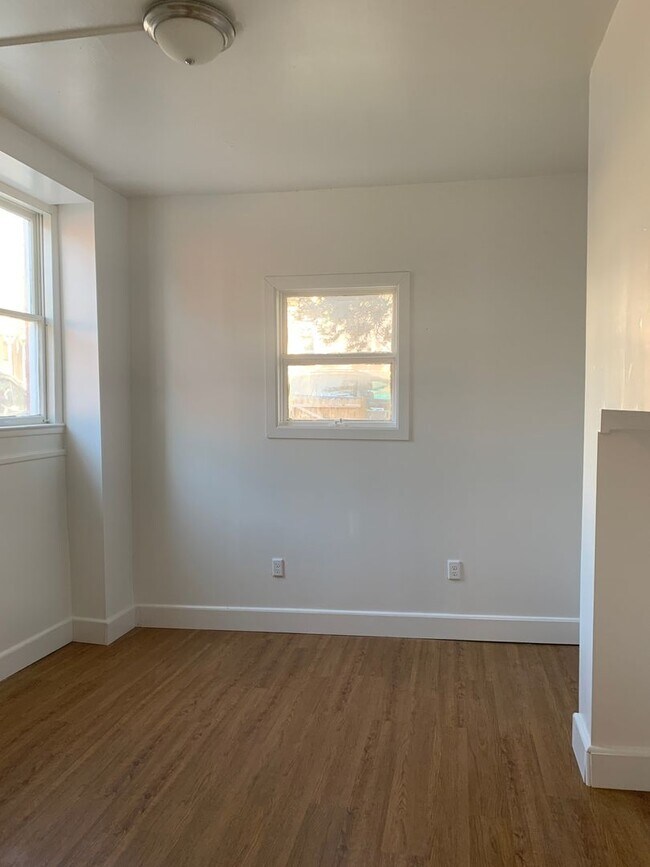 Building Photo - Available Now! York City SD