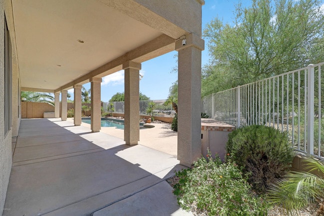 Building Photo - 23852 N 66th Ave