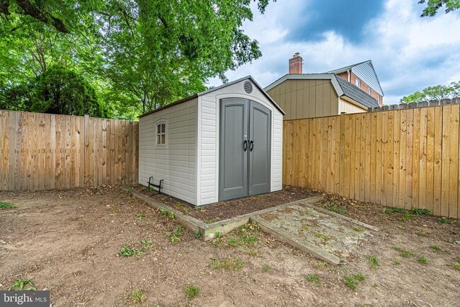 Building Photo - 4113 Usher Ave