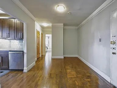 Building Photo - 41-16 47th Ave