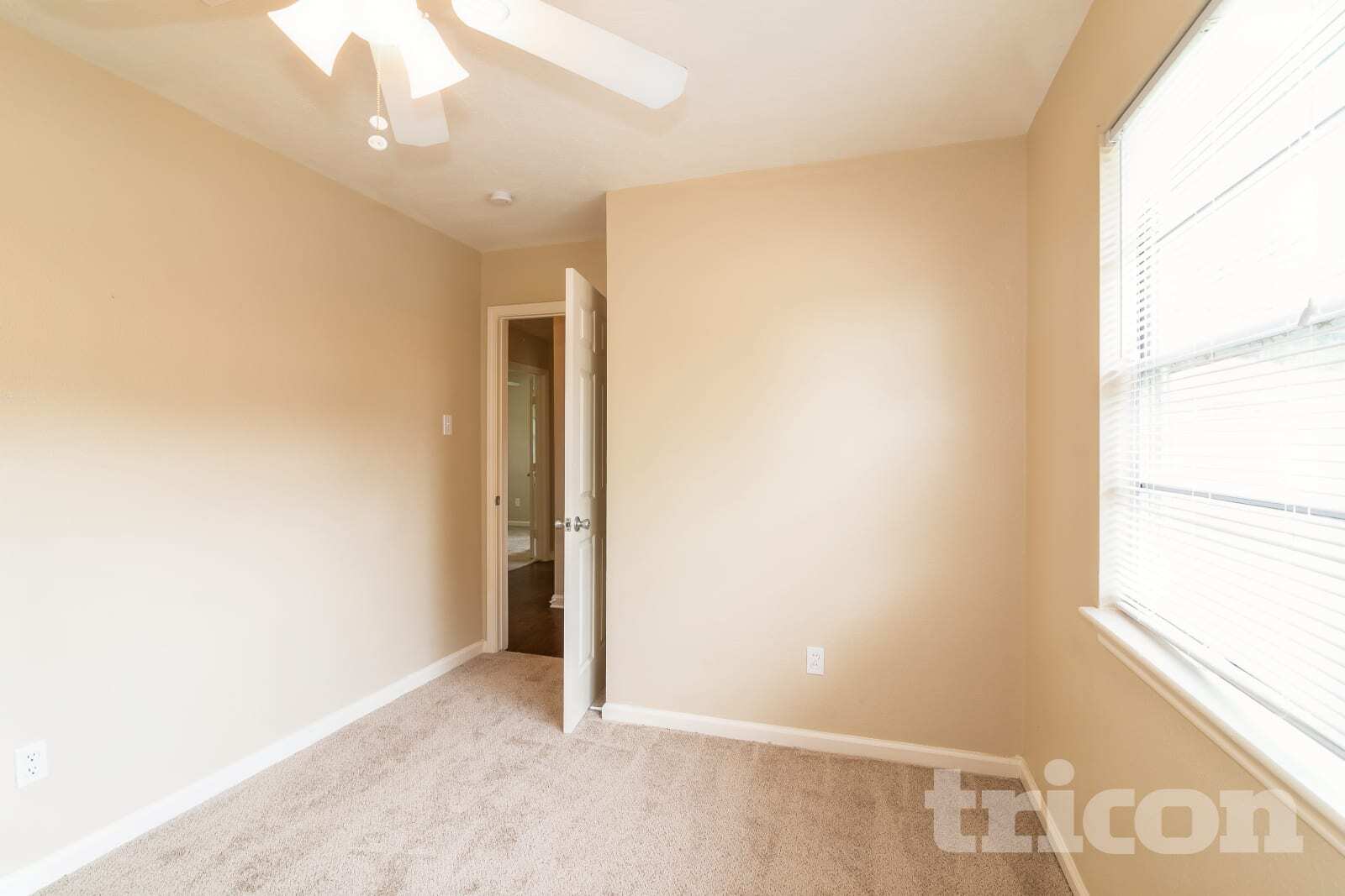 Building Photo - 5234 Jorns St