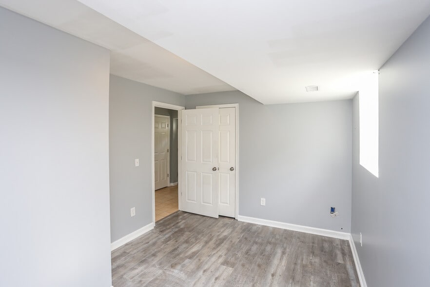 Building Photo - 7817 Camp Rd