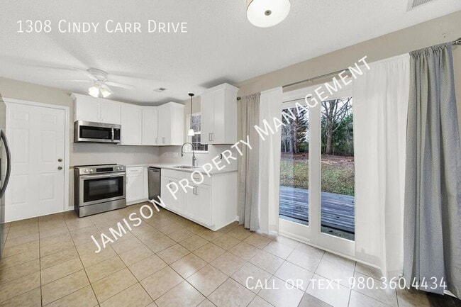 Building Photo - 1308 Cindy Carr Dr