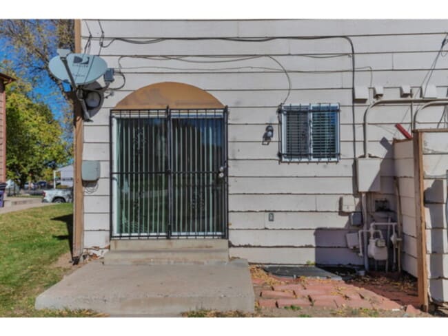 Building Photo - 792 S Patton Ct