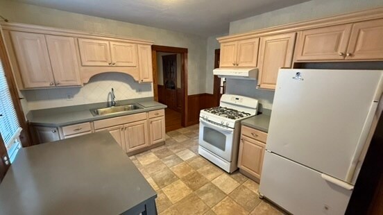 Building Photo - 6 Narragansett St
