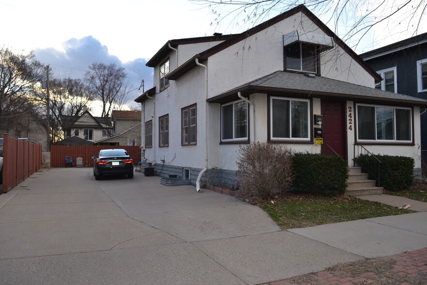Front of House/Driveway - 2424 5th Street NE
