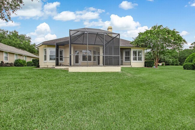 Building Photo - Lake  & Golf Course View Home in North Hampton