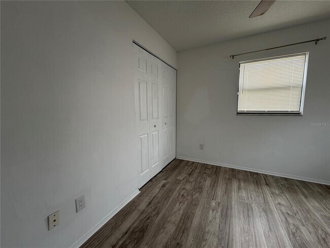 Building Photo - 1767 Valencia Ave