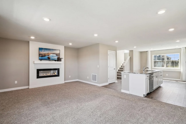 Building Photo - 6636 Hinterland Trl S