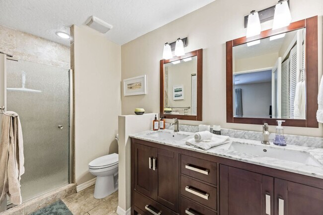 Building Photo - 8754 Honeysuckle Way