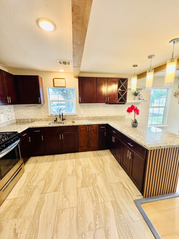 Building Photo - 4211 Knoxville St