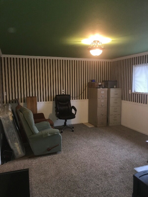 Building Photo - 1121 Ponderosa Dr