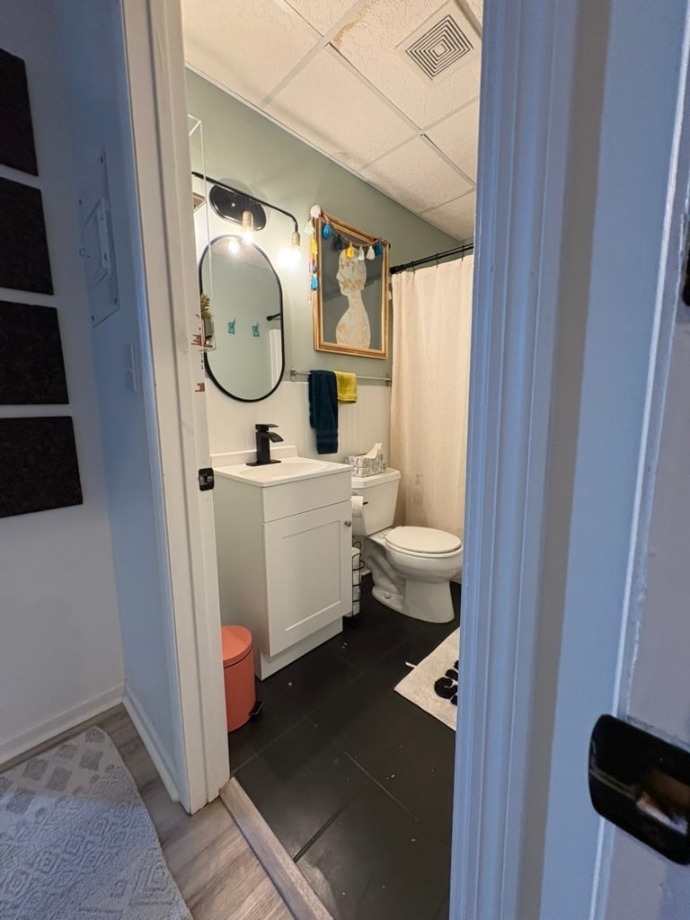 Building Photo - 100 State St N