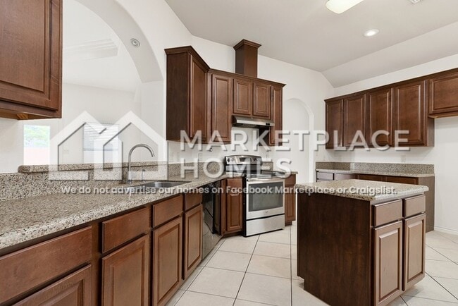 Building Photo - 3531 Heritage Cir