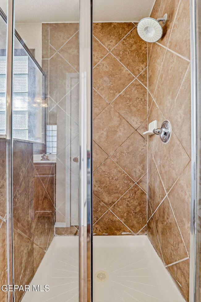 Building Photo - 3165 Sarina Cir