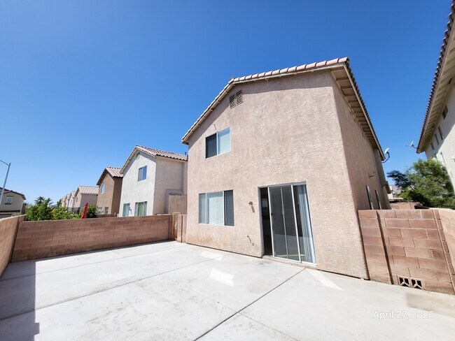 Building Photo - 4548 Flaming Ridge Trail