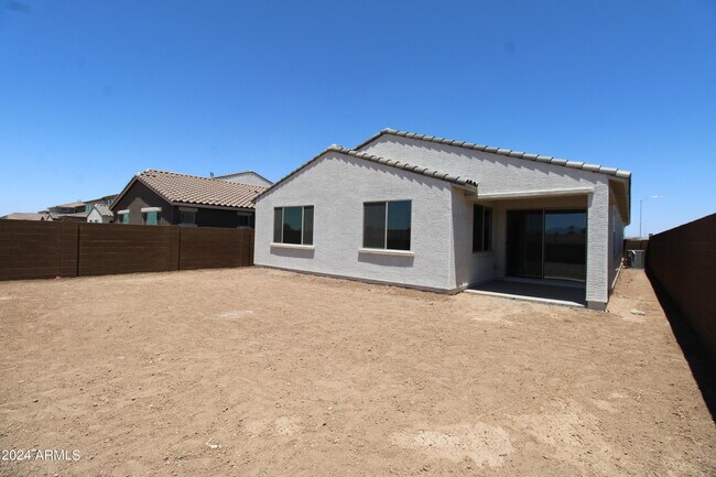 Building Photo - 8725 W Medlock Dr