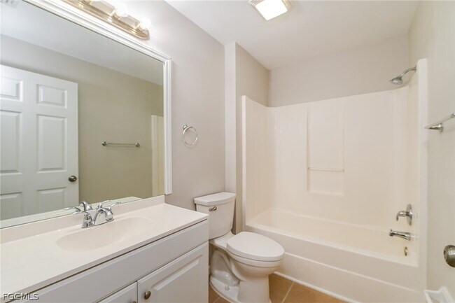 Building Photo - 1804 NE 21st St