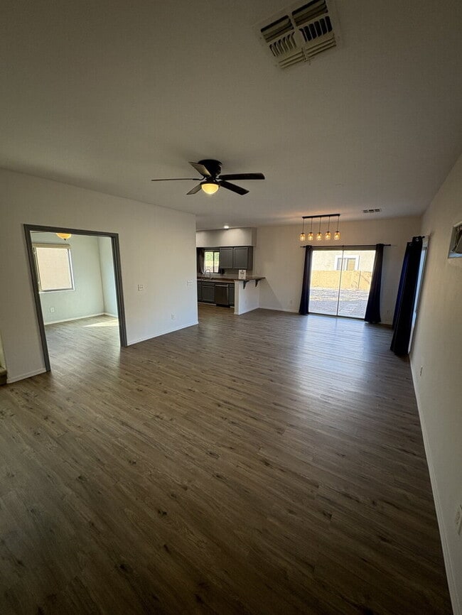 Building Photo - Rancho Sahuarita