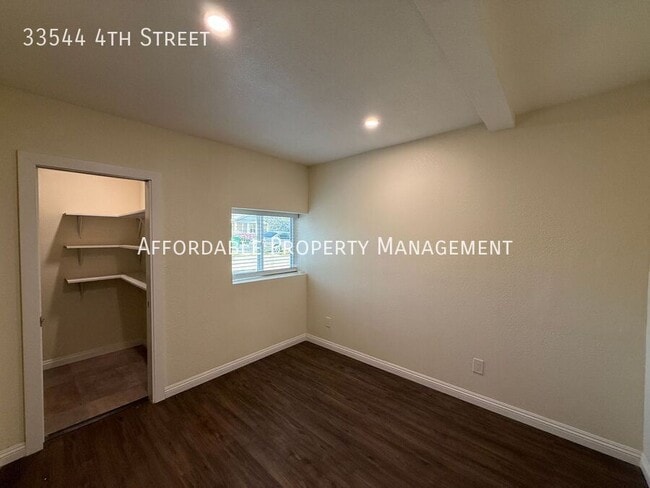 Building Photo - 33544 4th St