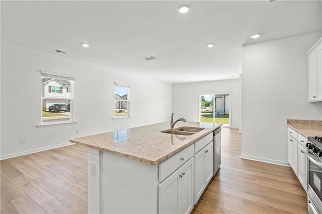 Building Photo - 1588 Hay Patch Ln