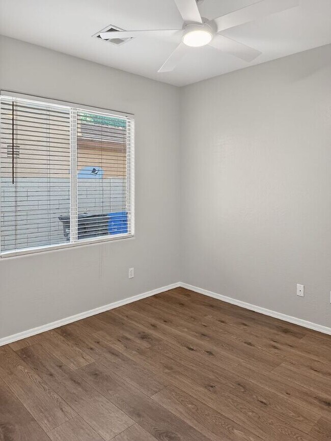 Building Photo - Single level, 4 bed 2 bath in Gilbert