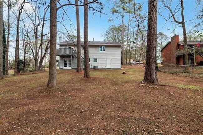 Building Photo - Fantastic 4bd/2ba home! Let yourself in!