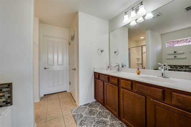 Building Photo - 2613 Avenel Ct