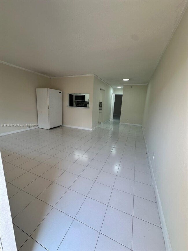 Building Photo - 2918 Funston St