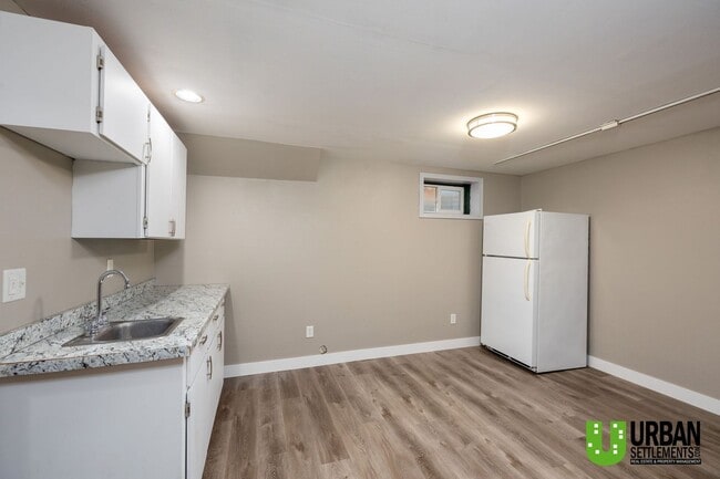 Building Photo - Great 3 bedroom 2 bathroom townhome for rent in South Spokane Valley