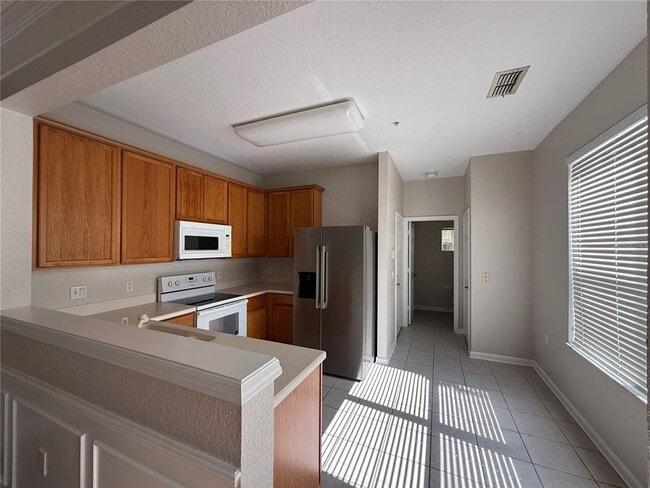 Building Photo - 6485 Ranelagh Dr