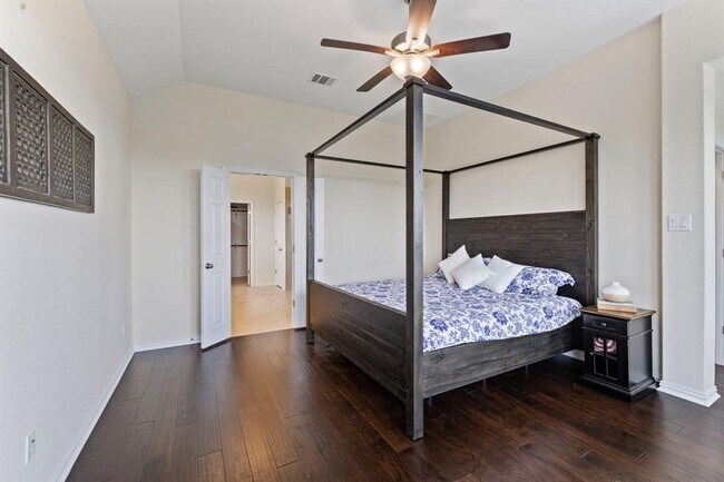 Building Photo - 7716 Pace Ravine Dr