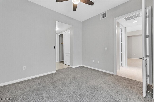 Building Photo - 56 E Serene Ave