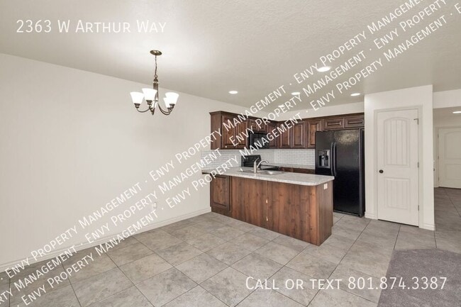 Building Photo - 2363 Arthur Way