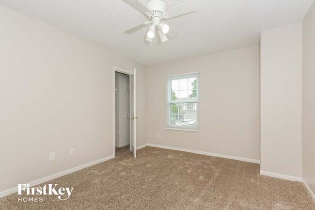 Building Photo - 35 Arbor Hills Dr