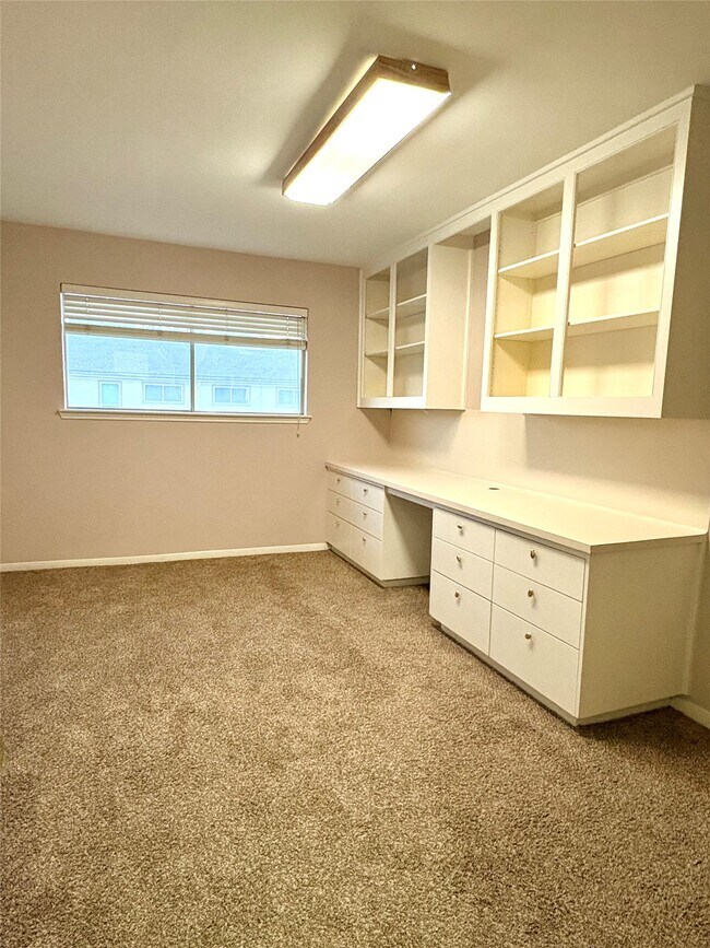 Building Photo - 14213 Lost Meadow Ln