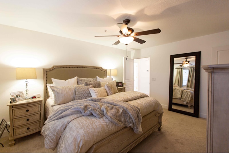 Building Photo - 15550 N Frank Lloyd Wright Blvd